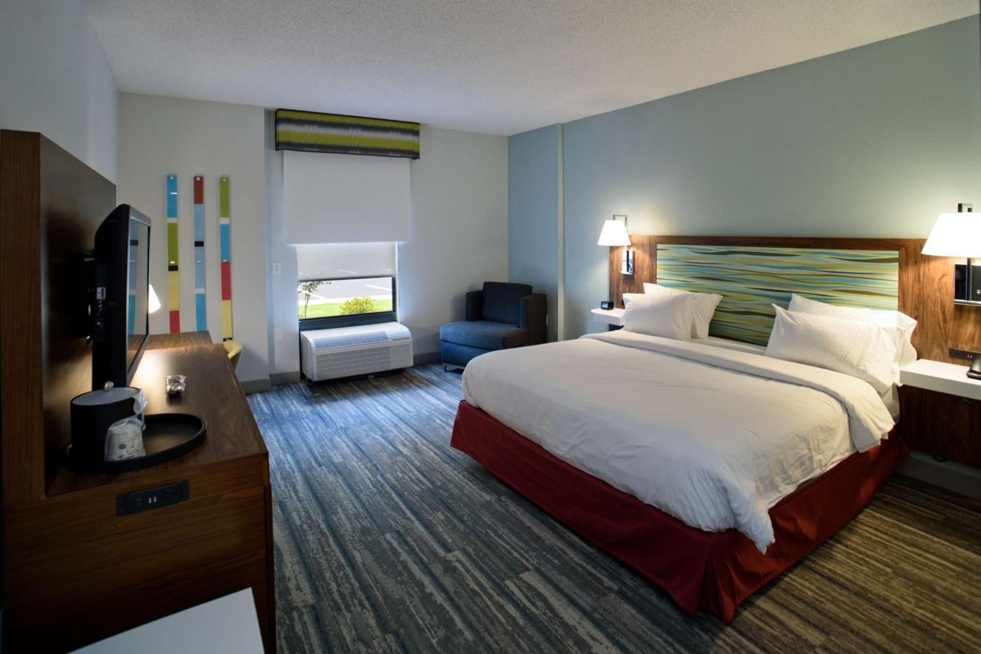 Hampton Inn Фейетвилл Экстерьер фото