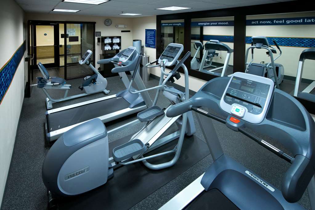 Hampton Inn Фейетвилл Удобства фото
